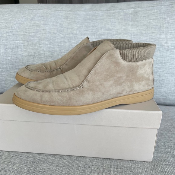 NIB- 12 Storeez beige suede loafers size 7 - Picture 11 of 12